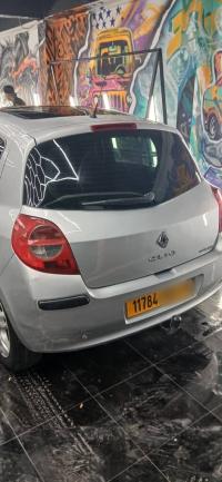 سيارات-renault-clio-3-2006-البيض-الجزائر