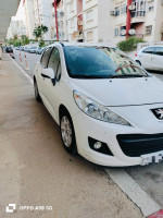 voitures-peugeot-207-plus-2013-annaba-algerie