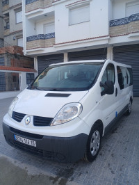 voitures-renault-trafic-2014-passenger-tizi-ouzou-algerie