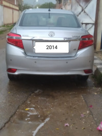 voitures-toyota-yaris-sedan-2014-zerizer-el-tarf-algerie