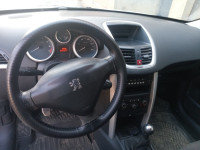 voitures-peugeot-207-2012-new-active-reghaia-alger-algerie