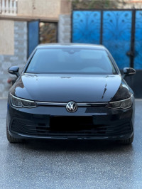 voitures-volkswagen-golf-8-2022-etsi-meftah-blida-algerie