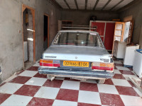 sedan-peugeot-305-1983-ait-rzine-bejaia-algeria
