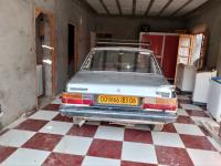 berline-peugeot-305-1983-ait-rzine-bejaia-algerie