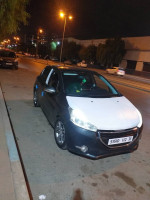 voitures-peugeot-208-2012-active-oran-algerie