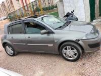 moyenne-berline-renault-megane-2-2005-constantine-algerie