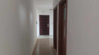 appartement-location-f4-alger-mahelma-algerie