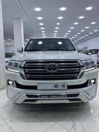 voitures-toyota-land-cruiser-2018-vxr-ouargla-algerie