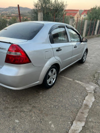 voitures-chevrolet-aveo-4-portes-2011-draa-ben-khedda-tizi-ouzou-algerie