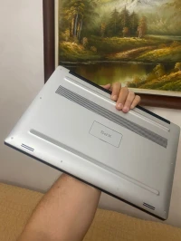 DELL XPS 15 POUCES I7 GTX 1050TI ETAT 10/10