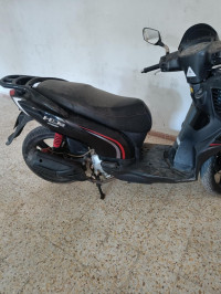 motos-et-scooters-sym-hd-2-2018-chlef-algerie