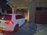 سيارات-volkswagen-golf-7-2013-بسكرة-الجزائر