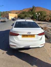 voitures-hyundai-accent-rb-4-portes-2019-metlilli-ghardaia-algerie