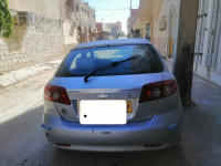 moyenne-berline-chevrolet-optra-5-portes-2005-bir-el-ater-tebessa-algerie