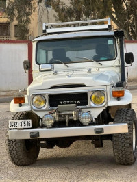 voitures-toyota-land-cruiser-1975-dar-el-beida-alger-algerie