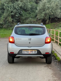 voitures-dacia-sandero-2015-stepway-bejaia-algerie