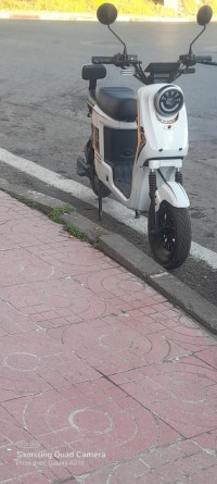 دراجات-نارية-وسكوترات-scooter-كهربائية-تيزي-وزو-الجزائر