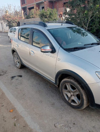 voitures-dacia-sandero-2017-stepway-chebli-blida-algerie