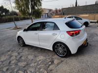 voitures-kia-rio-2018-ex-ngaous-batna-algerie