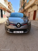 voitures-renault-clio-4-2013-tighennif-mascara-algerie