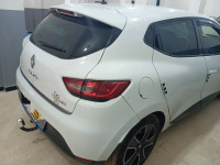 voitures-renault-symbol-2015-alger-centre-algerie