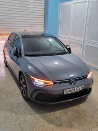 voitures-volkswagen-golf-8-2023-r-line-tiaret-algerie