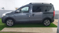 voitures-renault-kongoo-2024-expretion-constantine-algerie