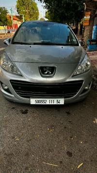 voitures-peugeot-207-2011-ain-taghrout-bordj-bou-arreridj-algerie