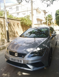 voitures-seat-leon-2018-fr15-bab-ezzouar-alger-algerie