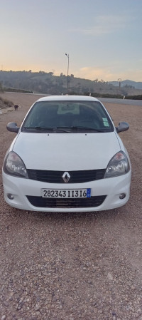 voitures-renault-clio-campus-2013-bye-hammam-righa-ain-defla-algerie