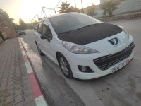 voitures-peugeot-207-2012-mila-algerie