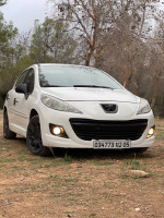 voitures-peugeot-207-2012-allure-batna-algerie