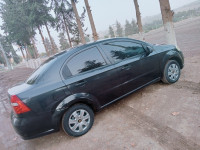 voitures-chevrolet-aveo-4-portes-2009-lt-tipaza-algerie