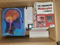 Lot de livres en medecine/biologie