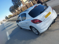 voitures-peugeot-207-2011-allure-batna-algerie