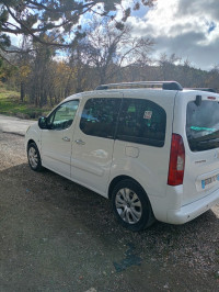 voitures-citroen-berlingo-2012-amoucha-setif-algerie