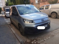 voitures-fiat-doblo-2024-saida-algerie