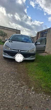 voitures-peugeot-206-sedan-2009-toute-option-el-kseur-bejaia-algerie