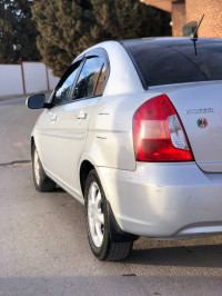 voitures-hyundai-accent-rb-4-portes-2011-frenda-tiaret-algerie