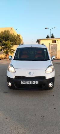 voitures-peugeot-partner-2014-ain-babouche-oum-el-bouaghi-algerie