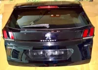 Malle Peugeot 3008 GT noire  Complète avec vitre et accessoires