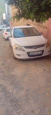 سيارات-hyundai-i30-2011-بوغني-تيزي-وزو-الجزائر