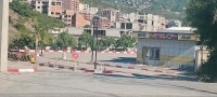 شقة-بيع-غرفتين-3-غرف-تيزي-وزو-أزفون-الجزائر