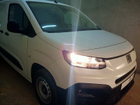 voitures-fiat-doblo-2024-nouveau-bouira-algerie