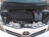 voitures-toyota-yaris-2013-touch-touggourt-algerie