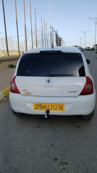 voitures-renault-clio-campus-2012-staoueli-alger-algerie