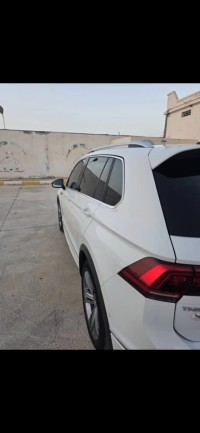 سيارات-volkswagen-tiguan-2019-r-line-حساني-عبد-الكريم-الوادي-الجزائر