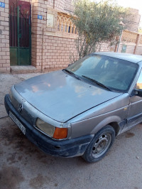 voitures-volkswagen-passat-1992-cl-naama-algerie