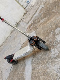 Scooter trotinette électrique ix4