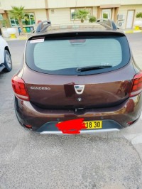 voitures-dacia-sandero-2018-stepway-hassi-messaoud-ouargla-algerie